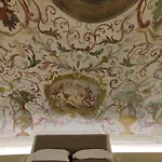 Des Barons - Palais Ansermin - Dimora Storica Apartment