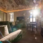 Des Barons - Palais Ansermin - Dimora Storica Apartment *