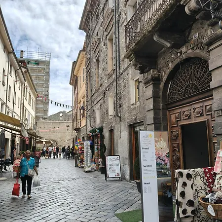 Des Barons - Palais Ansermin - Dimora Storica Apartment